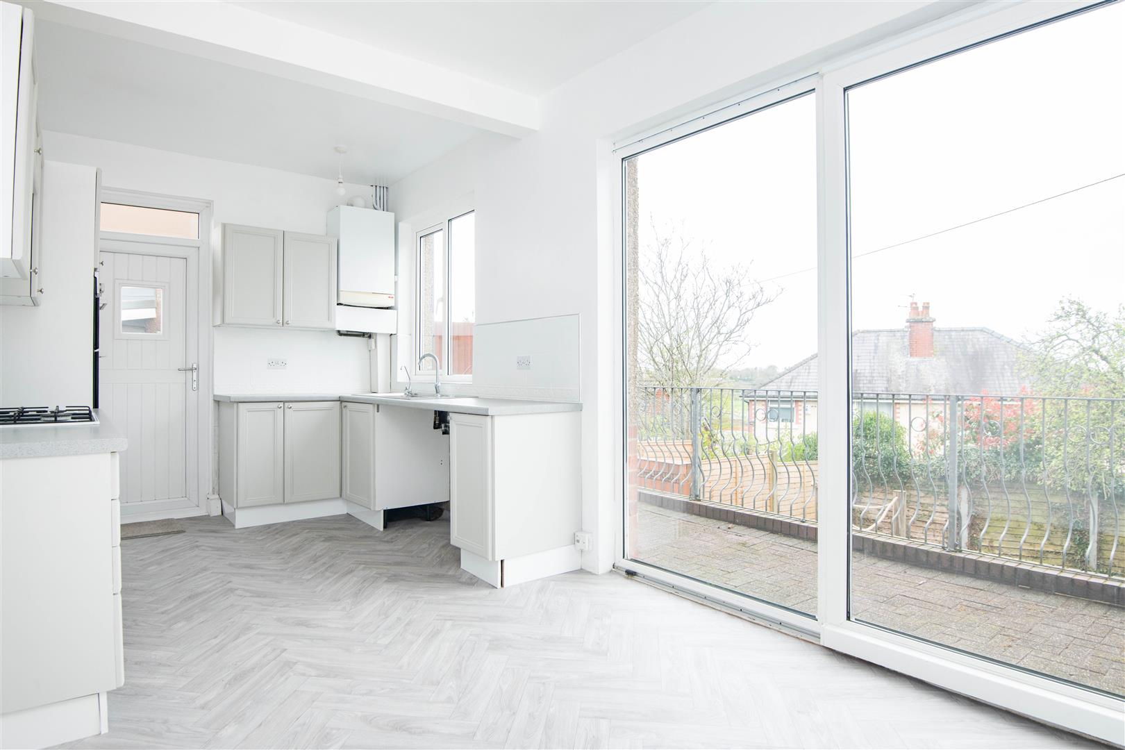 3 bed property in Guildford Avenue, Chorley
